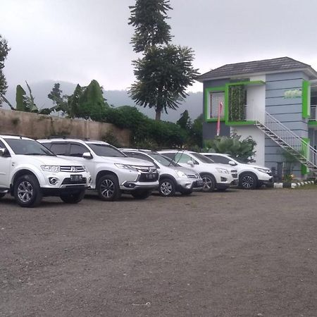 Maulana Hills Syariah Hotel Lembang Buitenkant foto